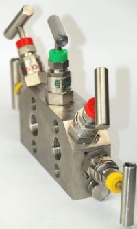 (007) Ashford Instrumentation Ltd 5-Valve Coplanar Manifold
